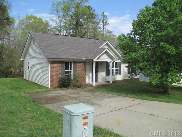 7041 Rumple Road Charlotte, NC 28262 - Photo 1 of 10 Gallery Image 1