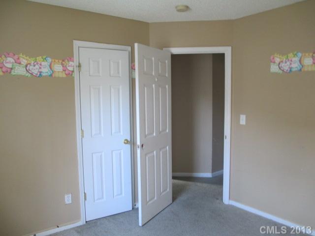 7041 Rumple Road Charlotte, NC 28262 - Photo 5 of 10 Gallery Image 5