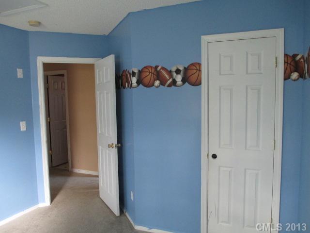 7041 Rumple Road Charlotte, NC 28262 - Photo 7 of 10 Gallery Image 7
