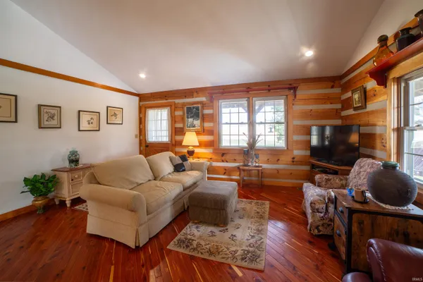 $340,000 | 2405 Birch Drive, Ferdinand, IN 47532