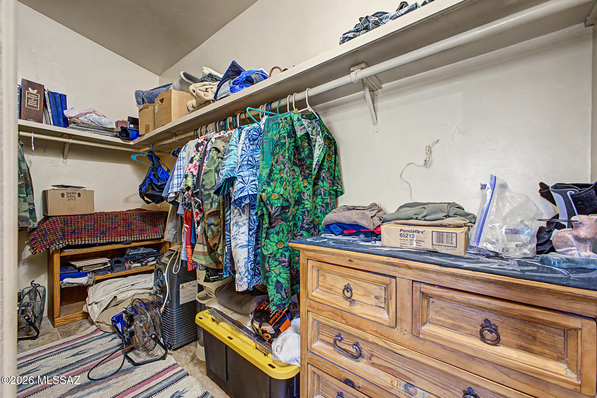 6225 North Van Ark Road Tucson, AZ 85743 - Photo 27 of 45 Guest room