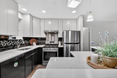 $209,999 | 14 Scenic Drive, Unit 14T, Croton-on-Hudson, NY 10520