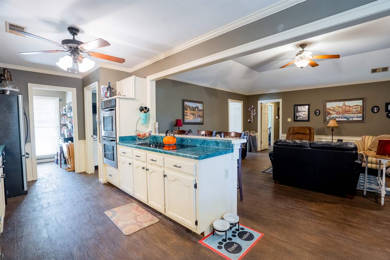 206 Glen Echo Road Collierville, TN 38017 - Photo 4 of 18 Gallery Image 4
