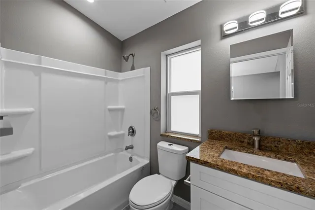 $399,500 | 3908 Walnut Avenue, Sarasota, FL 34234