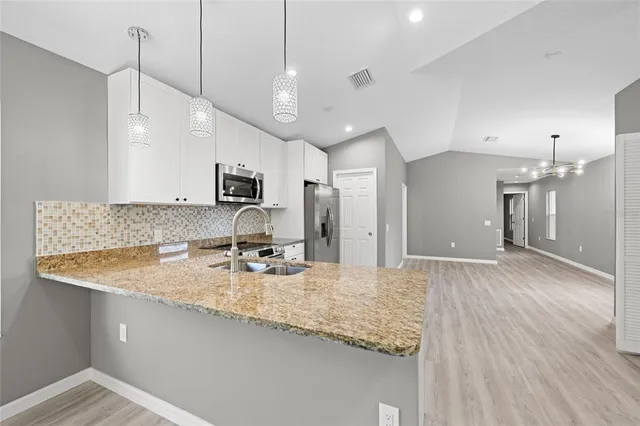 $399,500 | 3908 Walnut Avenue, Sarasota, FL 34234