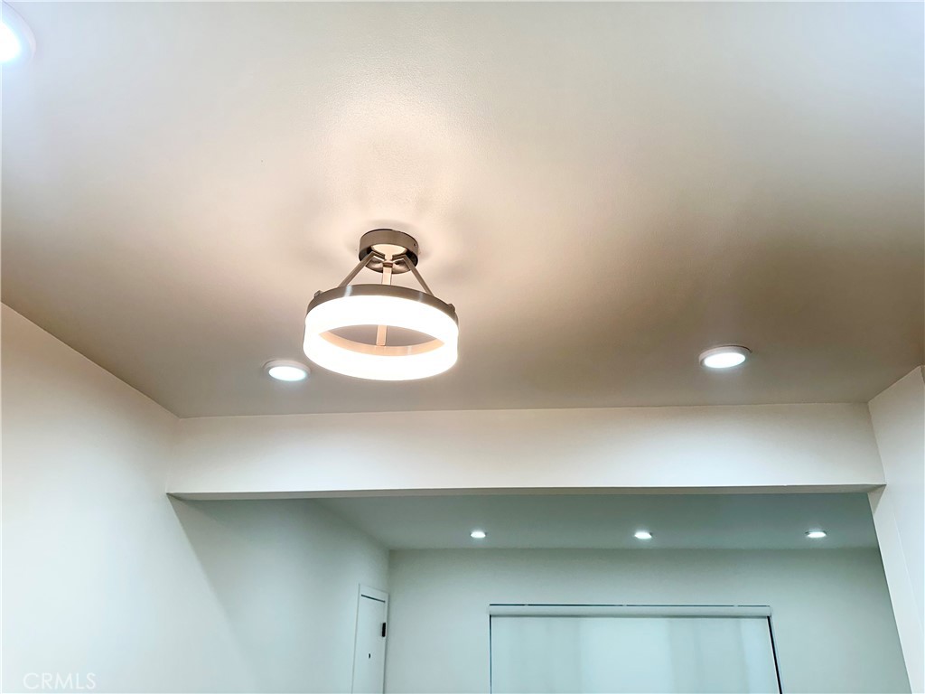 301 Ashland Avenue, Unit 2 Santa Monica, CA 90405 - Photo 9 of 24