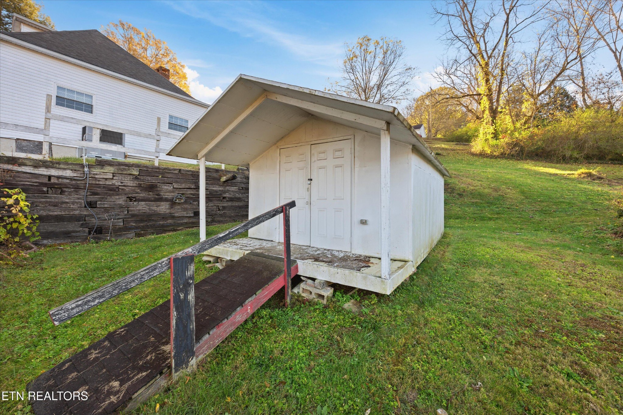335 High Street Jellico, TN 37762 - Photo 21 of 29