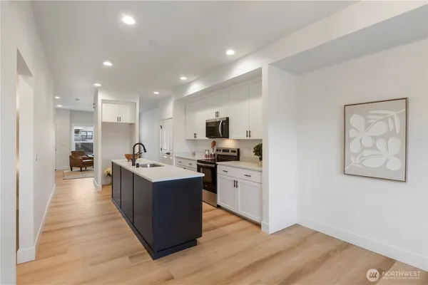 $459,990 | 117 Orchard Avenue South, Unit B, Eatonville, WA 98328