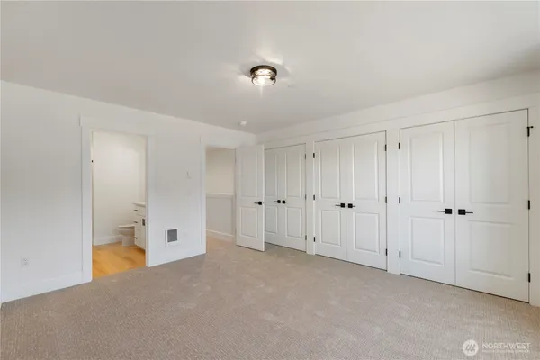 $459,990 | 117 Orchard Avenue South, Unit B, Eatonville, WA 98328