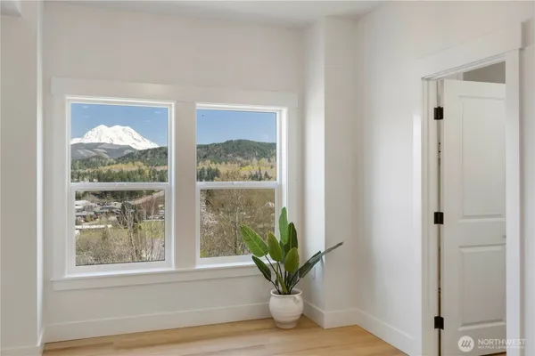 $459,990 | 117 Orchard Avenue South, Unit B, Eatonville, WA 98328