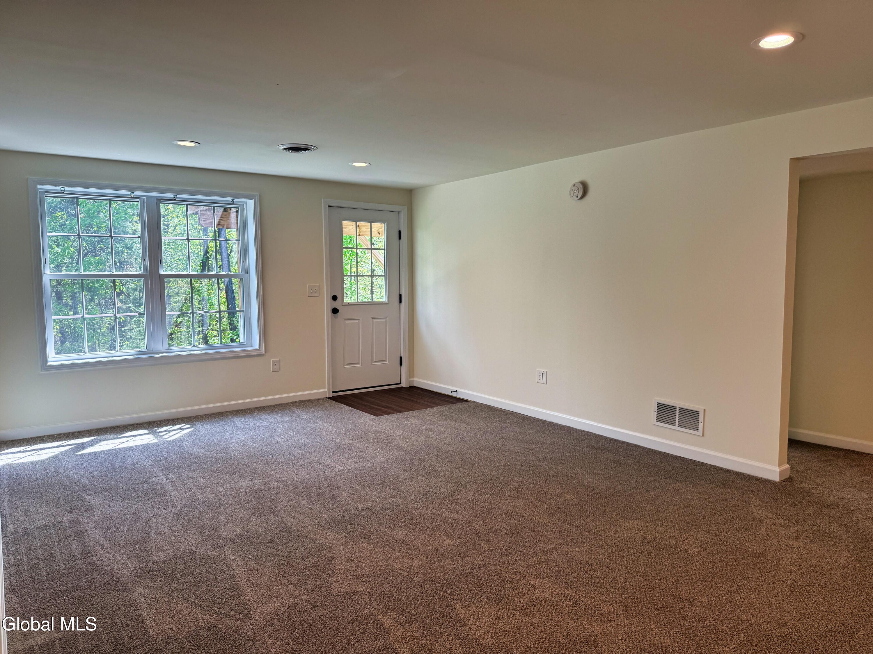 41 Smoke Ridge Road Queensbury, NY 12804 - Photo 16 of 28 Living Room