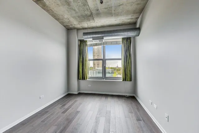 $3,500 | 933 West Van Buren Street, Unit 616, Chicago, IL 60607