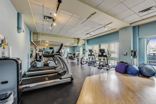 $3,500 | 933 West Van Buren Street, Unit 616, Chicago, IL 60607