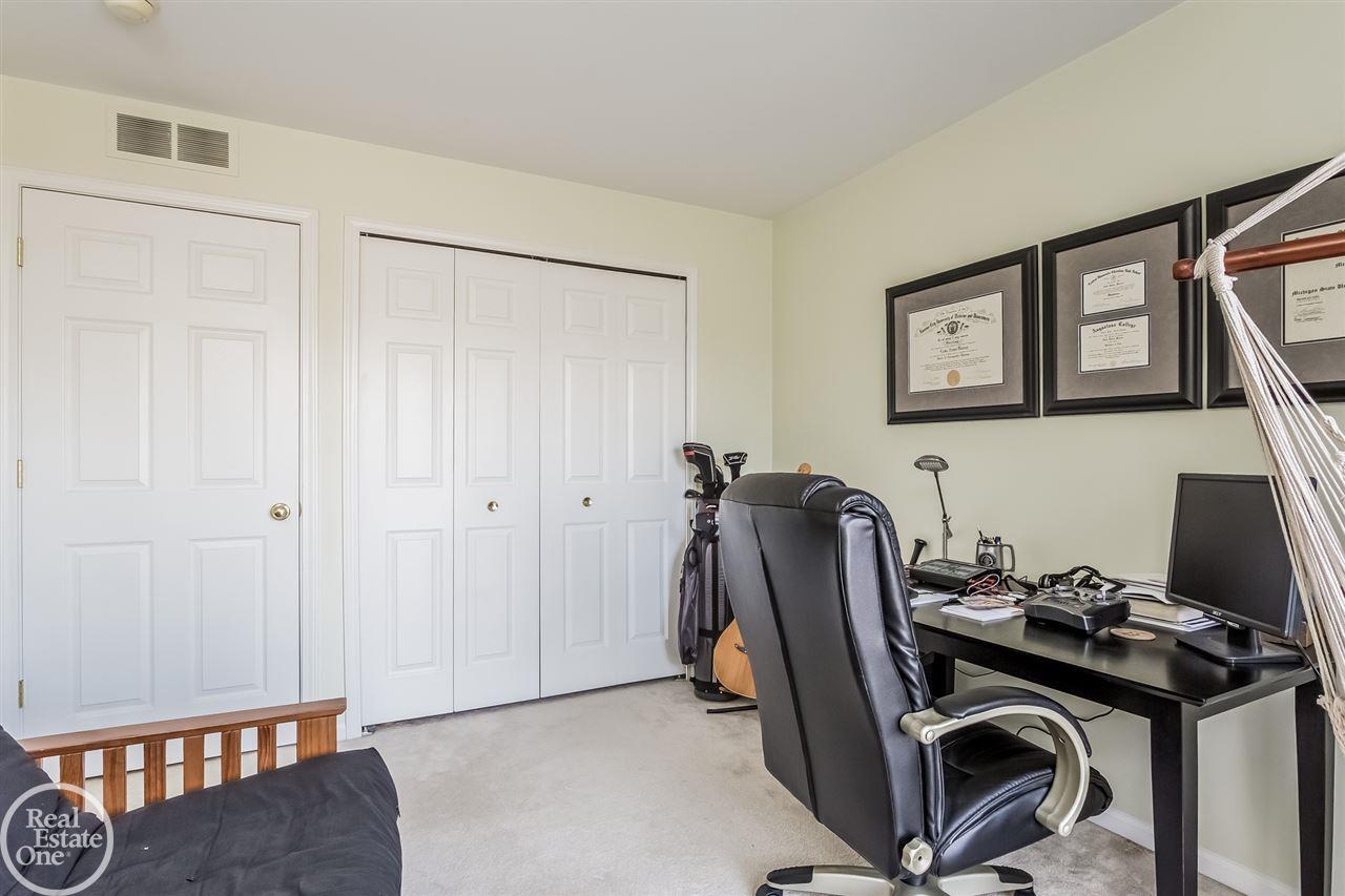 3635 Tremonte Circle Rochester, MI 48306 - Photo 14 of 38 31281583-13.JPG
