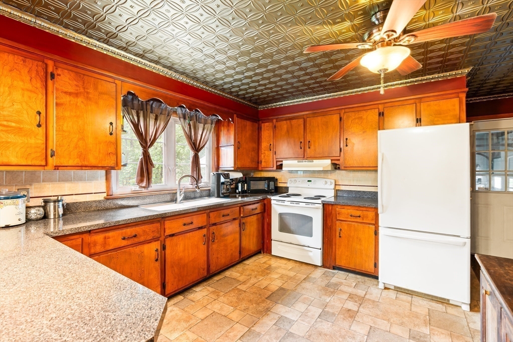 250 Belchertown Road Ware, MA 01082 - Photo 21 of 35