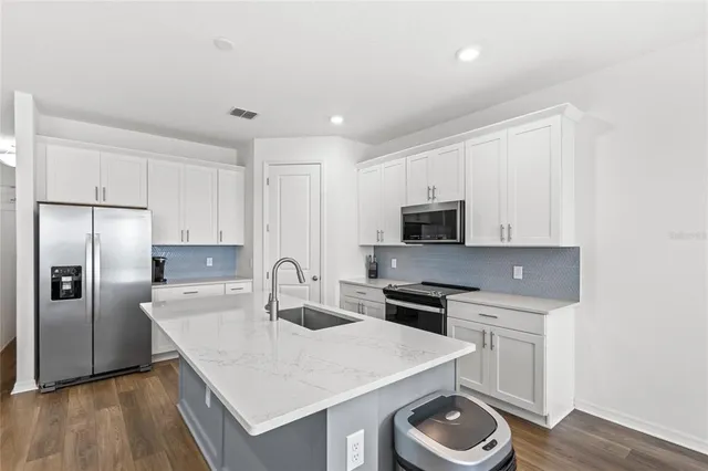 $675,000 | 2326 Gold Dust Drive, Minneola, FL 34715