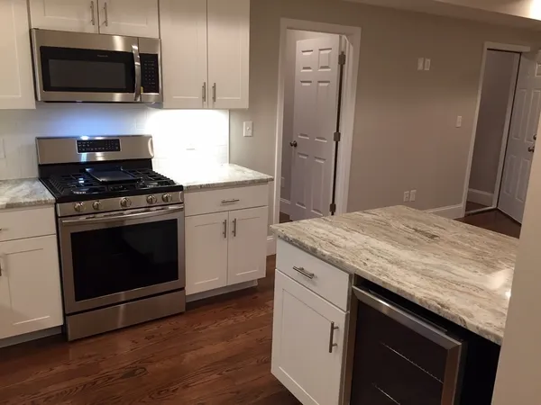 $3,400 | 6 Dawes Terrace, Unit 3, Boston, MA 02125