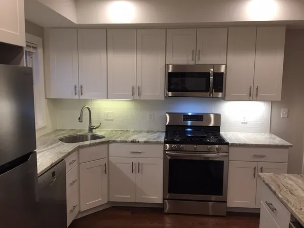 $3,400 | 6 Dawes Terrace, Unit 3, Boston, MA 02125