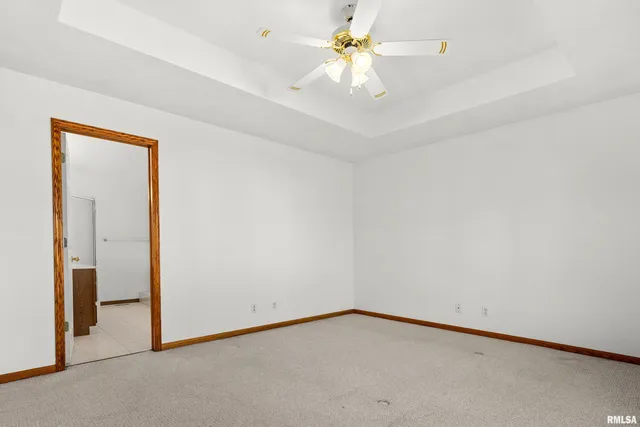 $289,900 | 204 Oakbrook Drive, East Peoria, IL 61611