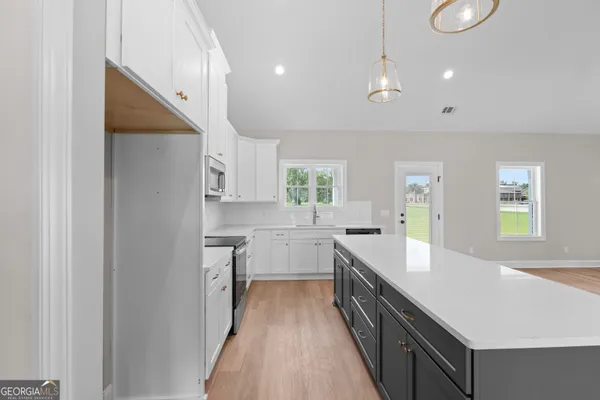 $474,900 | 3 Honeysuckle Drive, Claxton, GA 30417