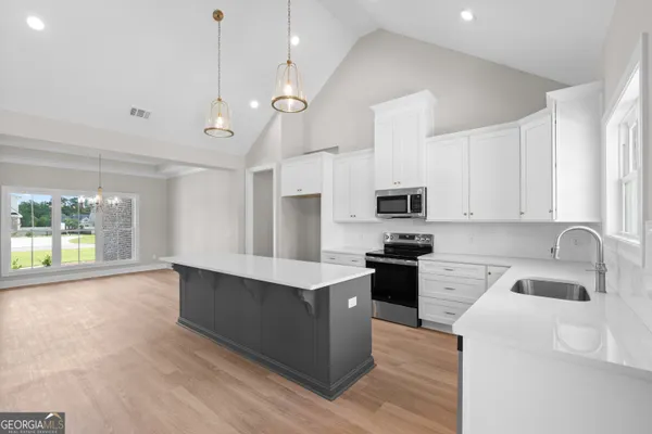 $474,900 | 3 Honeysuckle Drive, Claxton, GA 30417