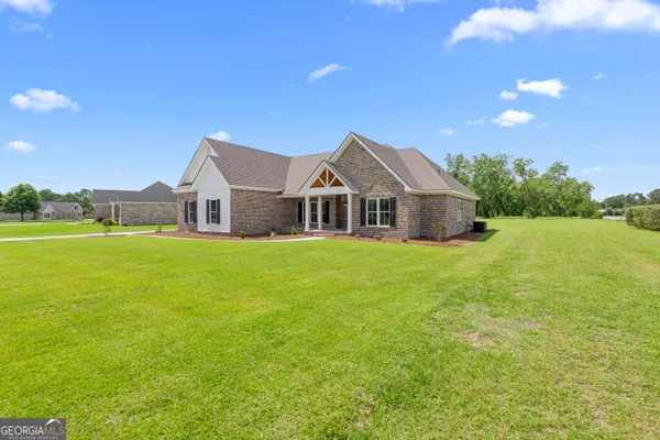 $474,900 | 3 Honeysuckle Drive, Claxton, GA 30417