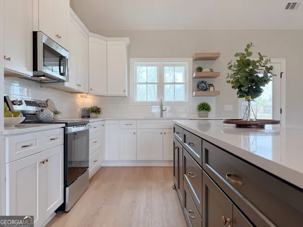 $474,900 | 3 Honeysuckle Drive, Claxton, GA 30417