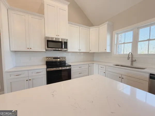 $474,900 | 3 Honeysuckle Drive, Claxton, GA 30417