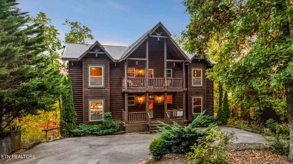 $2,299,900 | 1960 Blackthorn Trail, Sevierville, TN 37876