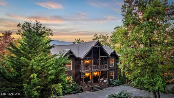 $2,299,900 | 1960 Blackthorn Trail, Sevierville, TN 37876