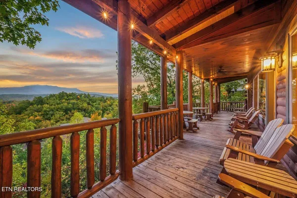 $2,299,900 | 1960 Blackthorn Trail, Sevierville, TN 37876