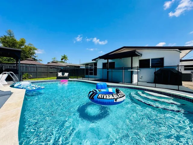 $5,000 | 6740 Custer Street, Hollywood, FL 33024