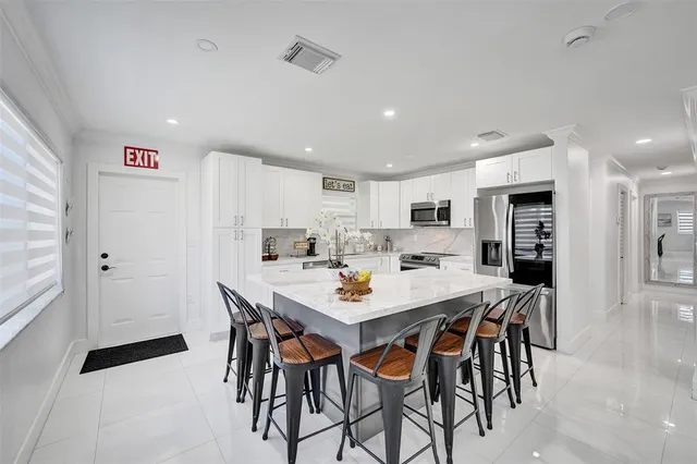 $5,000 | 6740 Custer Street, Hollywood, FL 33024