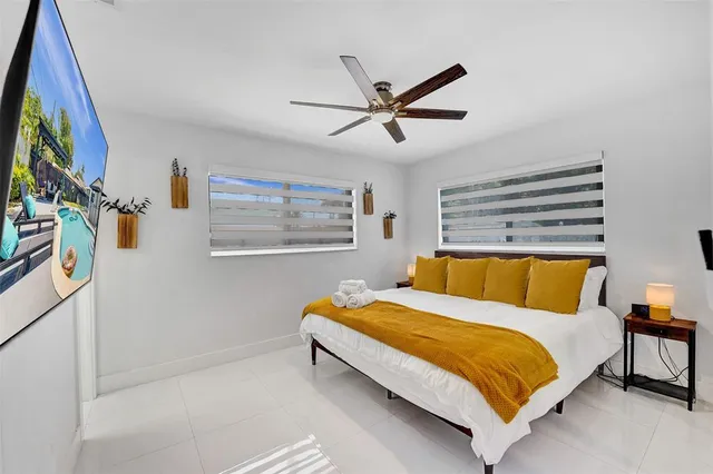 $5,000 | 6740 Custer Street, Hollywood, FL 33024