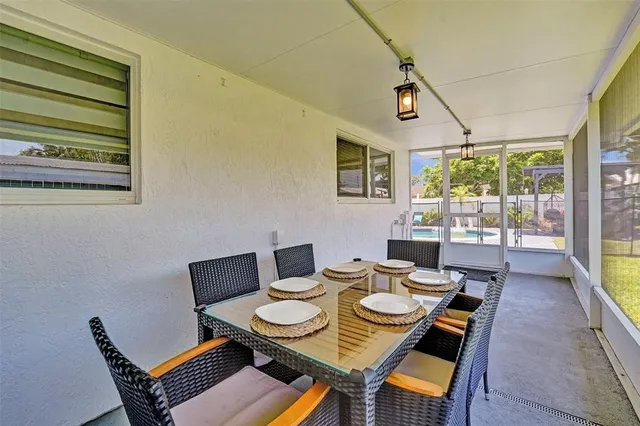 $5,000 | 6740 Custer Street, Hollywood, FL 33024