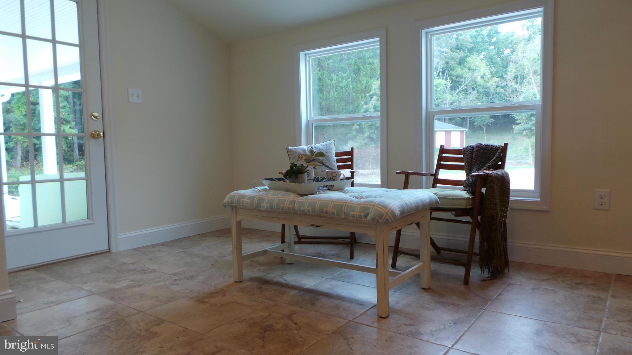 2015 Courthouse Road Stafford, VA 22554 - Photo 10 of 28 Living Room