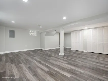 $249,900 | 14341 Dobson Avenue, Dolton, IL 60419