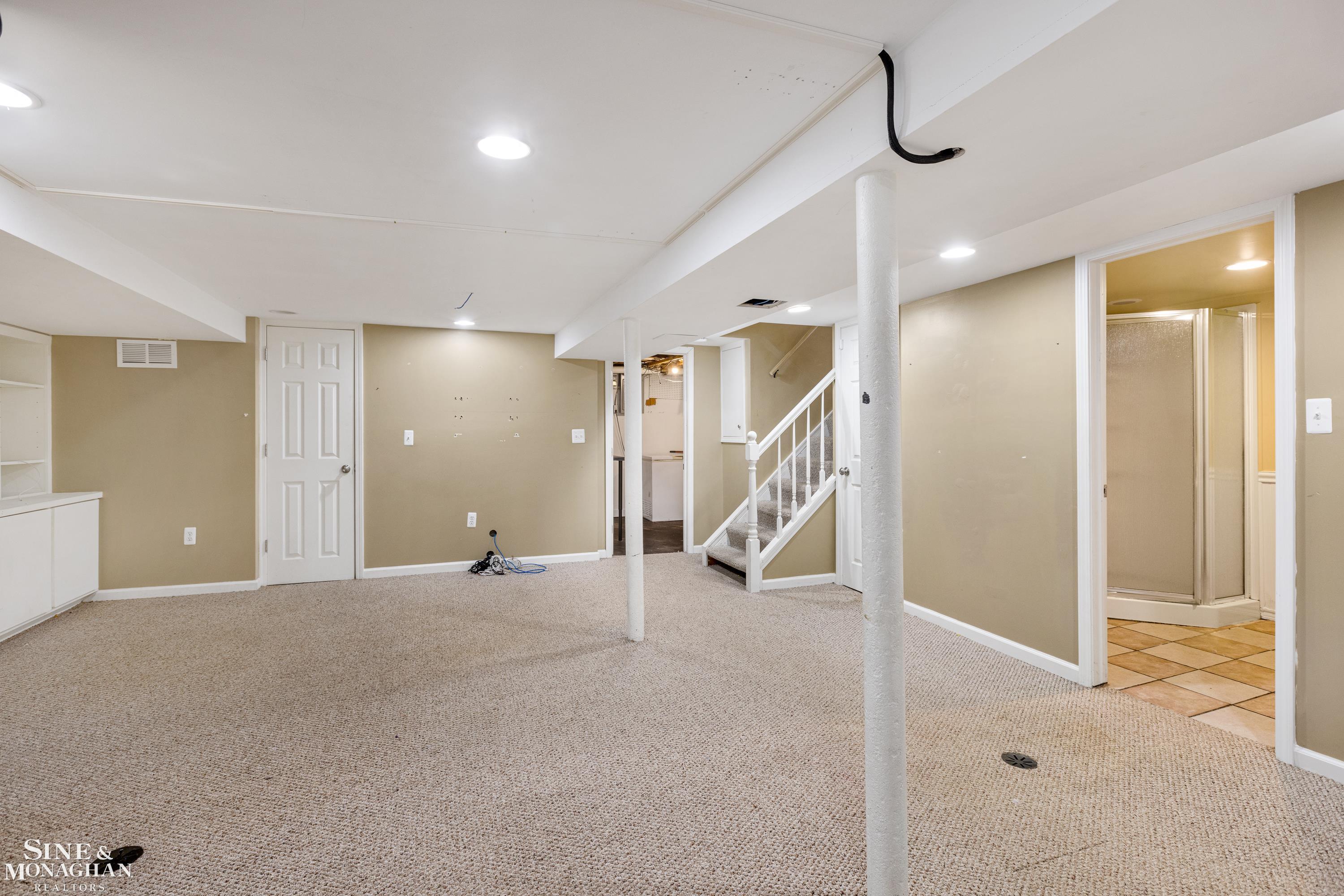 266 Merriweather Road Grosse Pointe, MI 48236 - Photo 28 of 48 50140941-ca1b6287-8740-43fe-86da-344827aac9f9.JPG