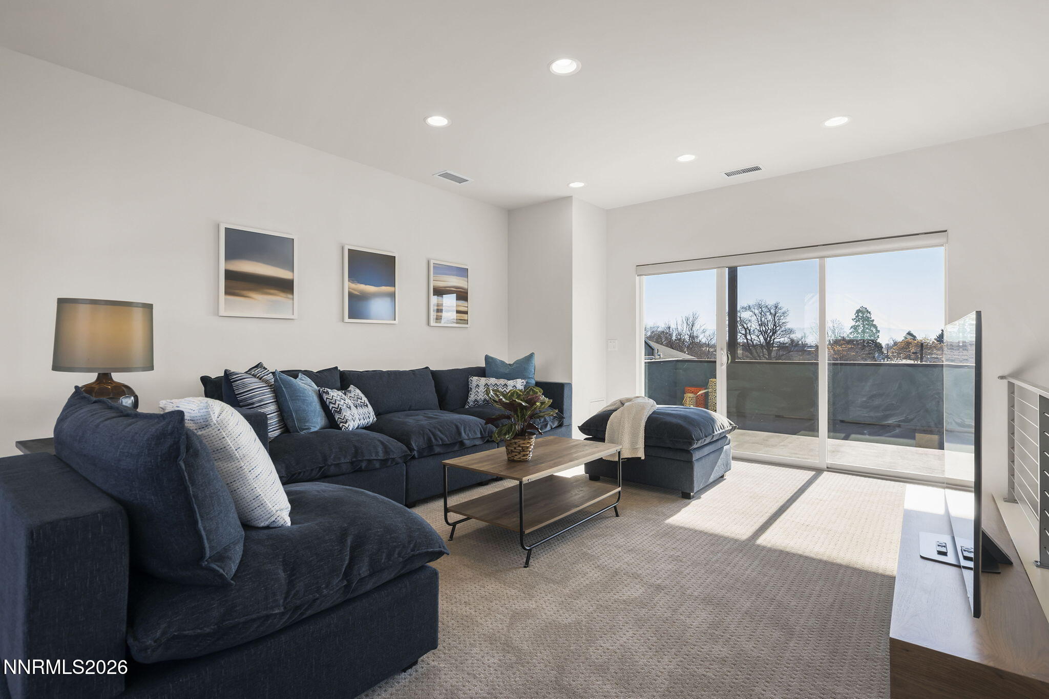 210 Stewart Street Reno, NV 89501 - Photo 10 of 26 WALLACE Stewart Loft