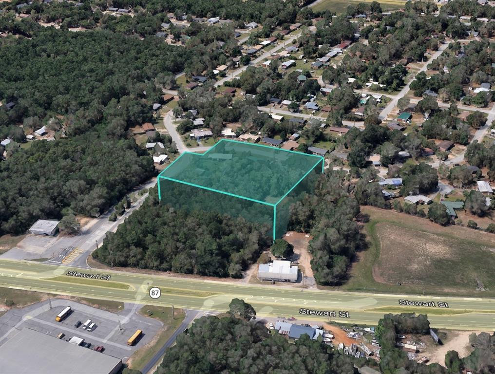 Julia Drive Milton, FL 32570 - Photo 13 of 21 an aerial view of a house with a garden