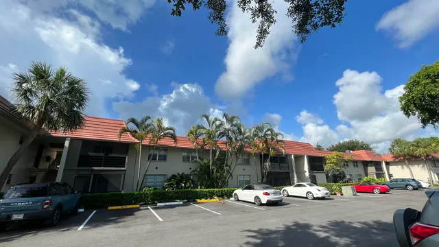 $249,000 | 1050 Northwest 13th Street, Unit 193D, Boca Raton, FL 33486