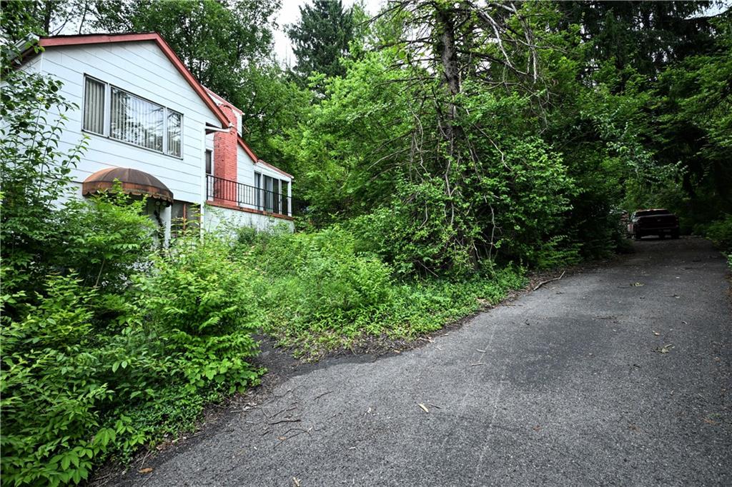 12 Forsythe Road Presto, PA 15142 - Photo 3 of 27