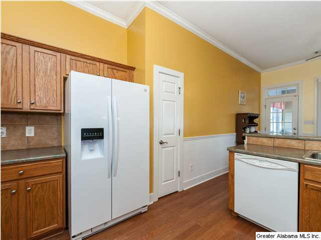 6384 Clubview Circle North Bessemer, AL 35022 - Photo 13 of 32