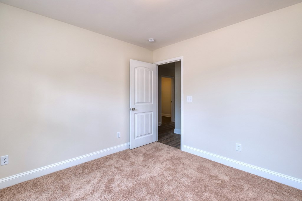2365 Crossfield Road Sumter, SC 29154 - Photo 5 of 33 Gallery Image 5