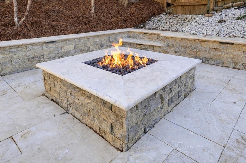 706 Dove Chase Canton, GA 30114 - Photo 4 of 35