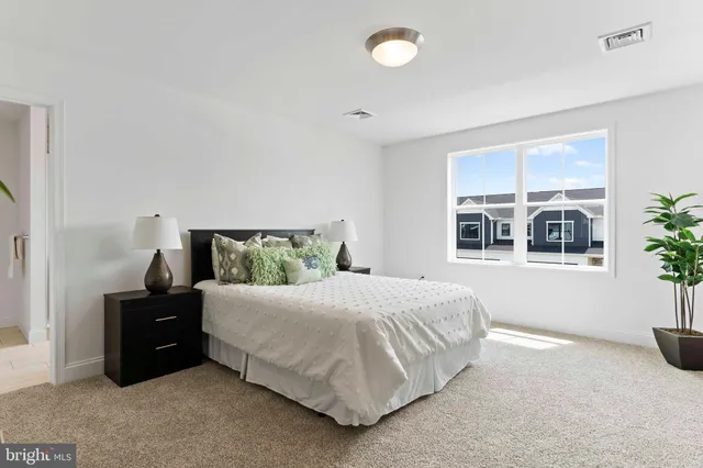 $454,900 | 653 Brittany Drive, Mechanicsburg, PA 17055