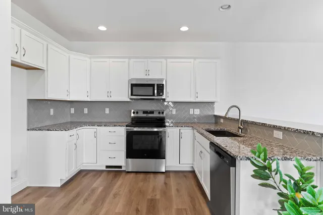 $454,900 | 653 Brittany Drive, Mechanicsburg, PA 17055