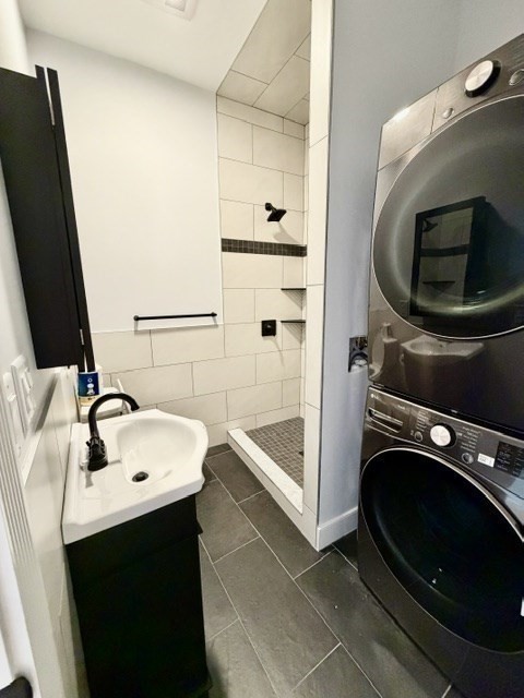 301 North Street, Unit 5 Boston, MA 02113 - Photo 15 of 18 a bathroom with a sink and a mirror