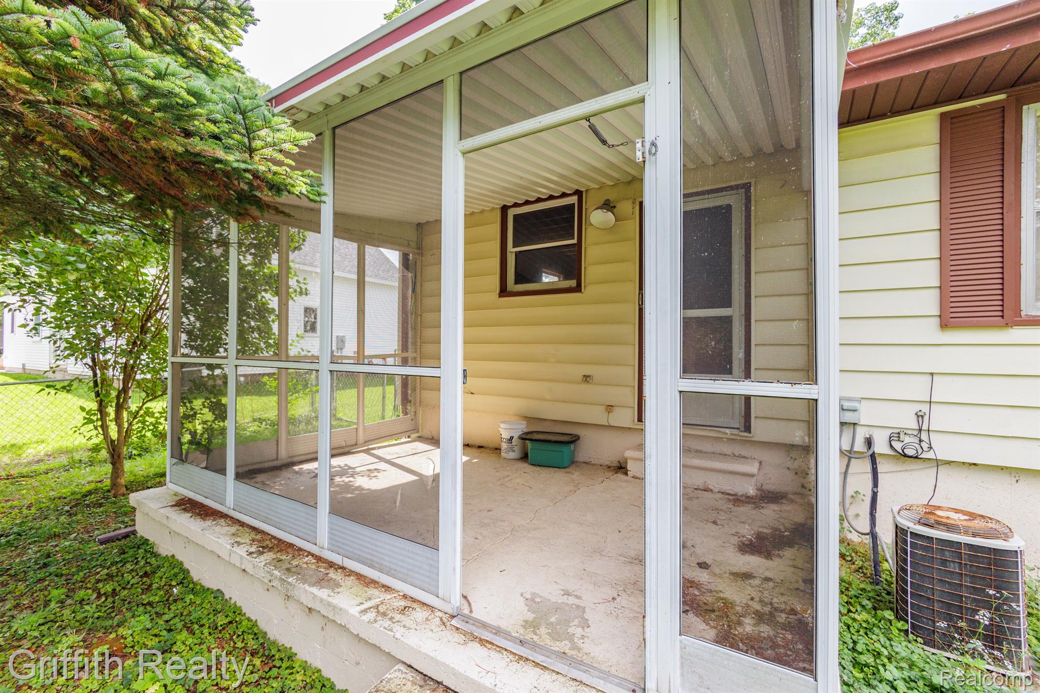 442 Okemos Road Mason, MI 48854 - Photo 29 of 34 Gallery Image 29