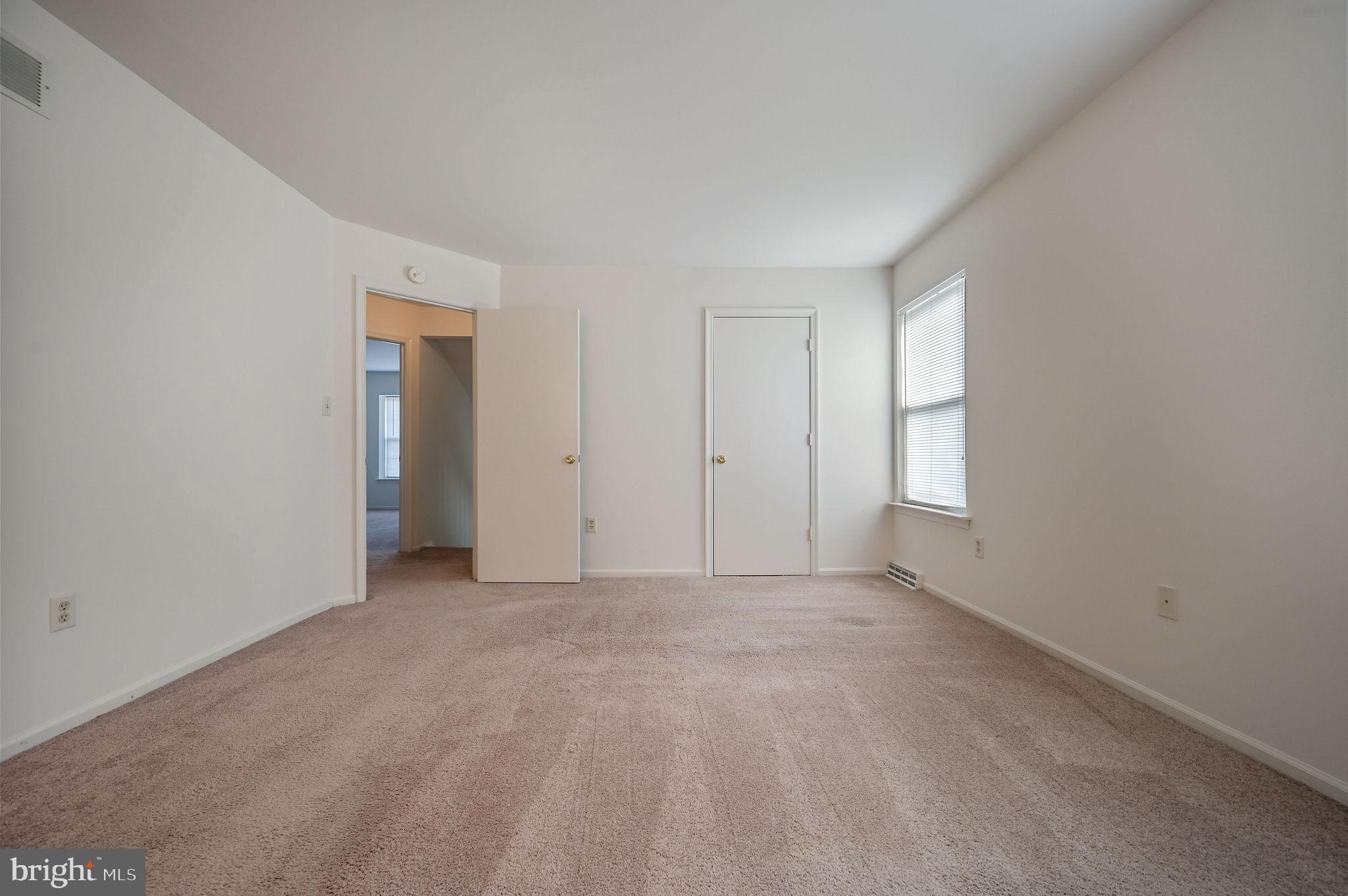 38 Heatherfield Way Dover, DE 19904 - Photo 21 of 27 a view of an empty room and window